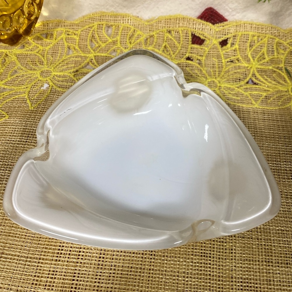 Vintage MCM Sasaki Glass Ashtray Biomorphic White Triangle